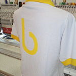 Logotipo em serigrafia nas costas